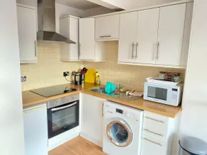 Apartment Exeter Central, St Davids - Image 2
