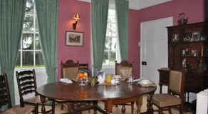 Church house - Image 2