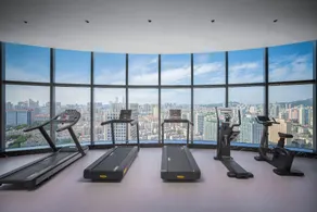 Madison International Hotel Qingdao May Fourth Square Seaview - Image 5
