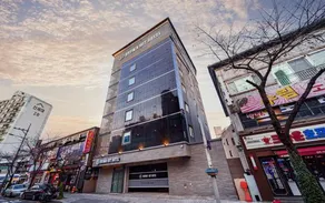 Brown Dot in Mugeo-dong, Ulsan - Image 2