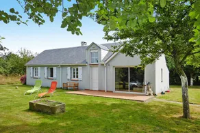 Chalet near Mont St. Michel & Nature Trails - Image 3
