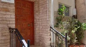 Almiriki Rooms - Image 3