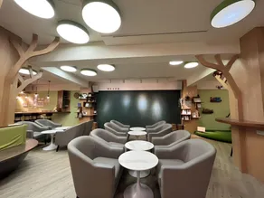 Green Hotel - Fengjia - Image 4