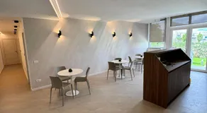 Royal Company Rooms - Image 3