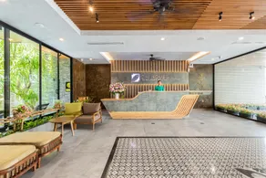 Chi House Danang Hotel and Apartment - Image 4