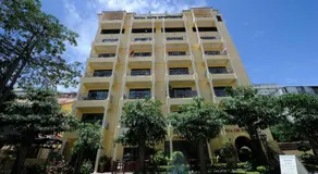 Royal Park Apartments - Image 5