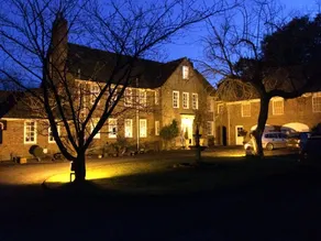 Manby Louth 5BR Home 3Bath Parking WiFi - Image 2