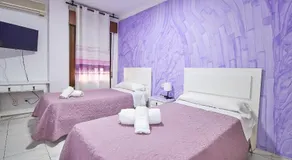 Hotel Virgen de los Reyes - Image 2