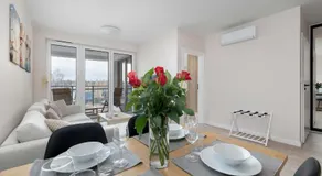 Enklawa - Apartamenty z Balkonem i Parkingiem Blisko Plaży i Jeziora by Noclegi Renters - Image 2