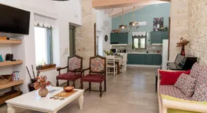 Casa Spanos - Image 2