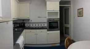 Clarence Road Apartment - Image 2