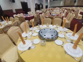 Oriental Crystal Hotel - Image 3
