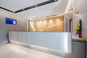 Home Inn Selected Hangzhou West Lake Wulin Square - Image 3