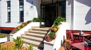Hotel Candano - Image 2