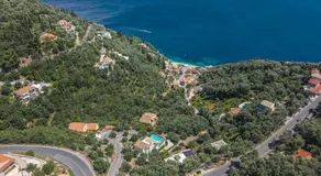 Kaminaki Seaview Apartments - Image 5