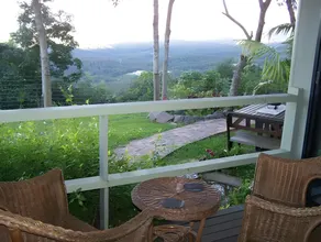 At Remingtons Private Cottages Montville - Image 5