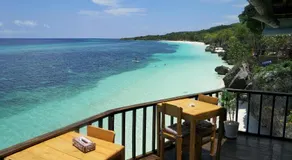 Cosmos Bungalows - Image 2