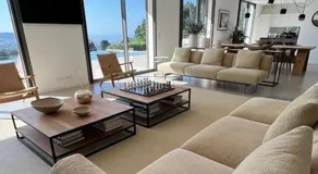 Contemporary Villa with Sea View, Infinity Swimming pool, Gym , Cinema room,Lift - Image 2