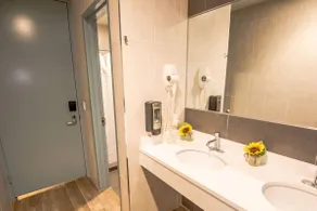 Apartment in Times Square Columbus Circle Manhattan - Image 4