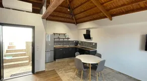 Q Apartments Molyvos - Image 4