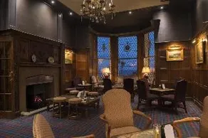 Regency Hotel - Image 4