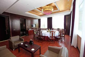 Shungeng International Hotel - Image 3