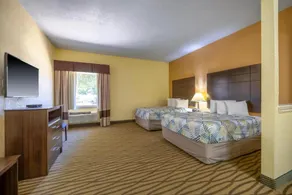 Murray Inn & Suites - Image 5
