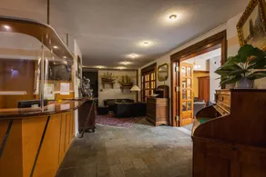 WEST Hotel Radebeul - Image 1