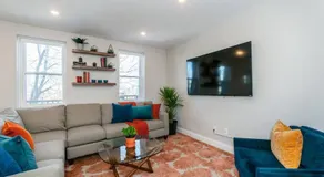 Boston Apartment near T - Image 3