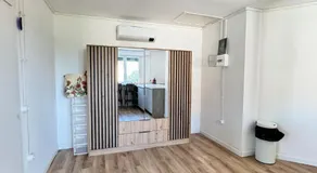 Bulldog Venice Apartment - Image 2