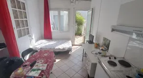 Appart 31 m2 indépendant, Piscine Jardin Direct Gare Aéroport et jardin - Image 2