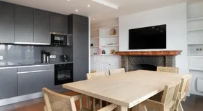 Pick A Flat's Apartments in Saint Louis - Quai des Orfèvres - Image 2