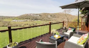 Summertime Lodge - Image 4
