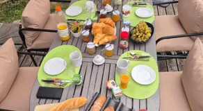 AU Petit Bonheur - Image 4