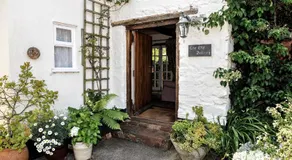 Town End Farm Cottages - Image 2