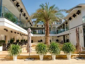 Huzhimeng Hot Spring Hotel - Image 4