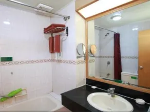 Kunming Royal Garden Hotel - Image 3