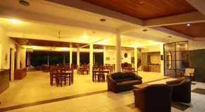 Sumadai Beach Hotel - Image 4