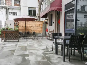 One Time Hostel - Image 5