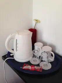 Europa Centerpoint Guesthouse - Image 3
