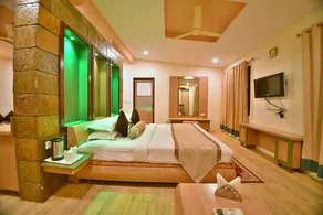 Hotel Royal Embassy - Image 5