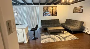 The Hideway Modern Stay, Glenolden, PA - Image 3