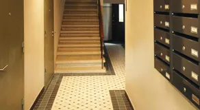 Comfortable design apartment with parking - Image 4