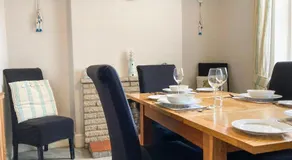 Dolphin Cottage - Image 4