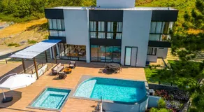 Pousada com piscina, jacuzzi e com vista em Capitolio - Casa Decore - Image 3