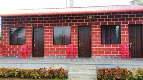 DANDELI CROCODILE EDGE HOME STAY - Image 4