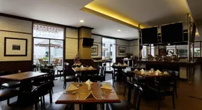 Amarelo Hotel Solo - Image 5