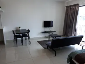 Wellness Homestay 2111 @ Trefoil Setia Alam - Image 4
