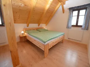 Spacious Group Retreat - Image 2