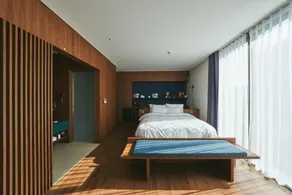 Good Ol' Days Hotel - Image 2